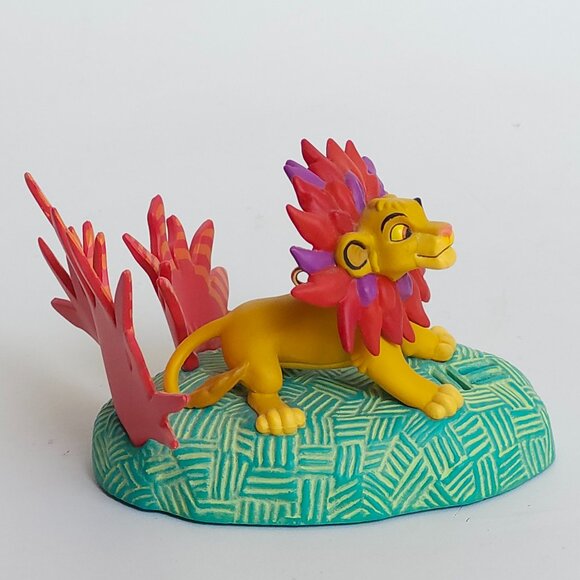 CUTE Hallmark Keepsake Ornament Mighty Simba Disney's The Lion King 2005 - Picture 8 of 11